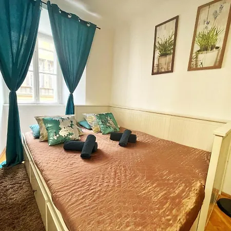 Lägenhet In The Heart Of Budapest