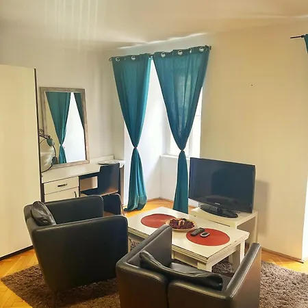 Lägenhet In The Heart Of Budapest